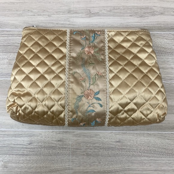 VTG Gold Quilted Floral Satin Overnighter Makeup Travel Cosmetic Tote Bag - Picture 1 of 8
